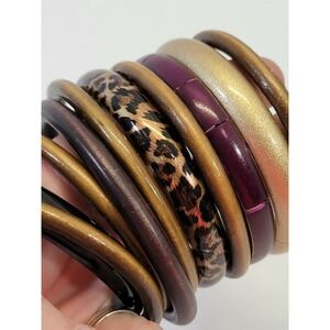 Name Brand Women's Set 10 Assorted Wood Bangle Bracelets Fashion Statement Chic